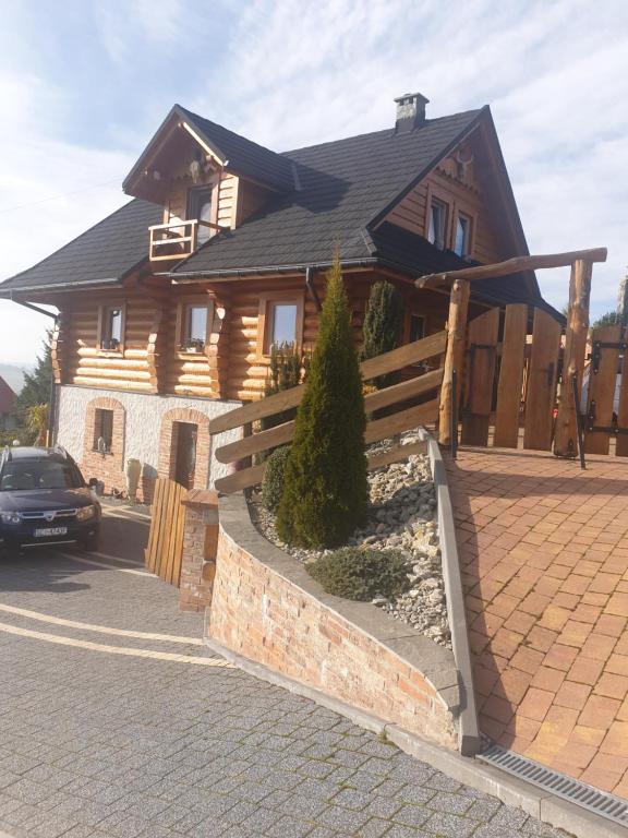 Budova, v ktorej sa vila nachádza