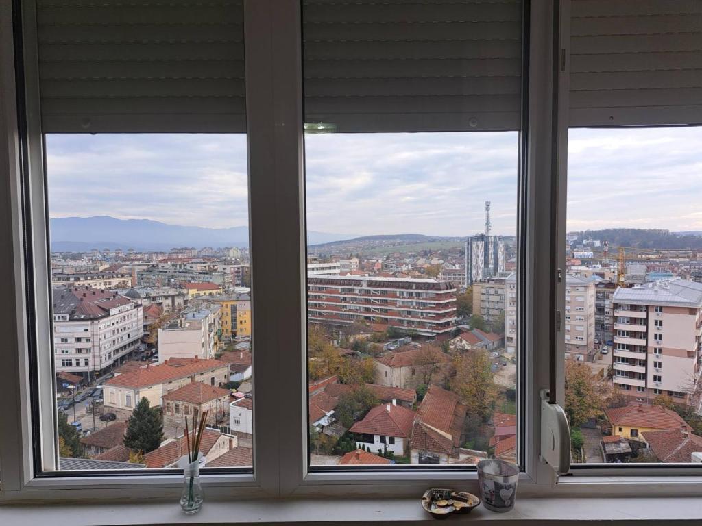 Nespecifikovaný výhled na hory nebo výhled na hory při pohledu z apartmánu
