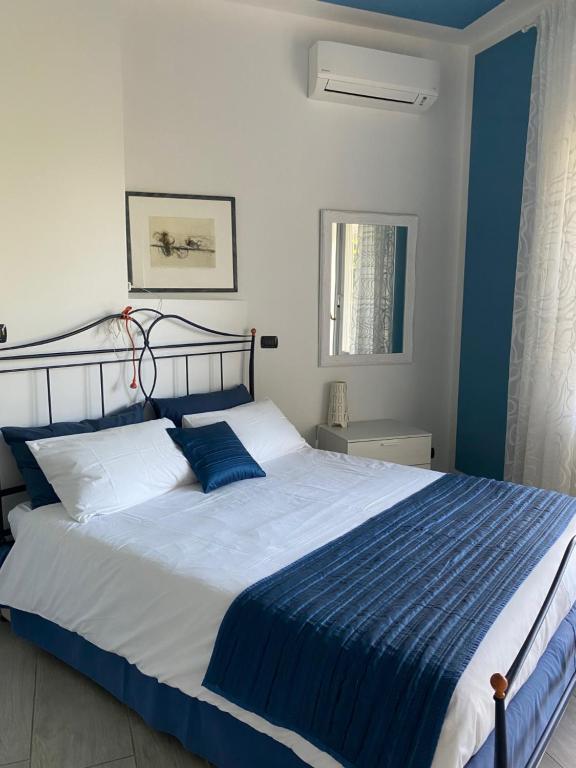 Villa Silvia Olivetti - Deluxe Tweepersoonskamer Met Balkon