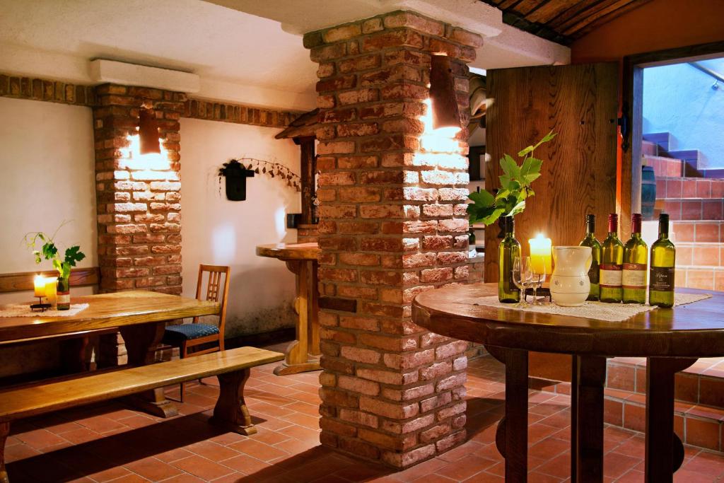 Bevande di Gostišče - Guest house STARI HRAST