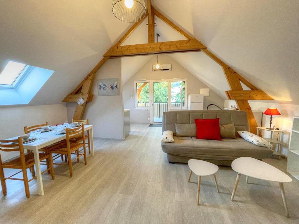 Gîte Azay-sur-Cher, 2 pièces, 2 personnes - FR-1-381-523 - Housity