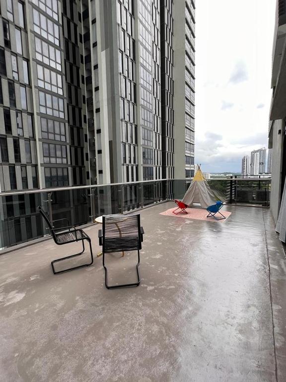 Fotografie z fotogalerie ubytování D Bunga مسلم Homestay Pool View Legoland Nusajaya v destinaci Nusajaya