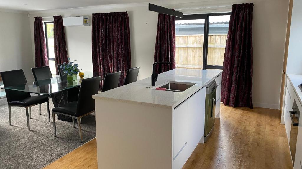 Newly built house - Resim 11