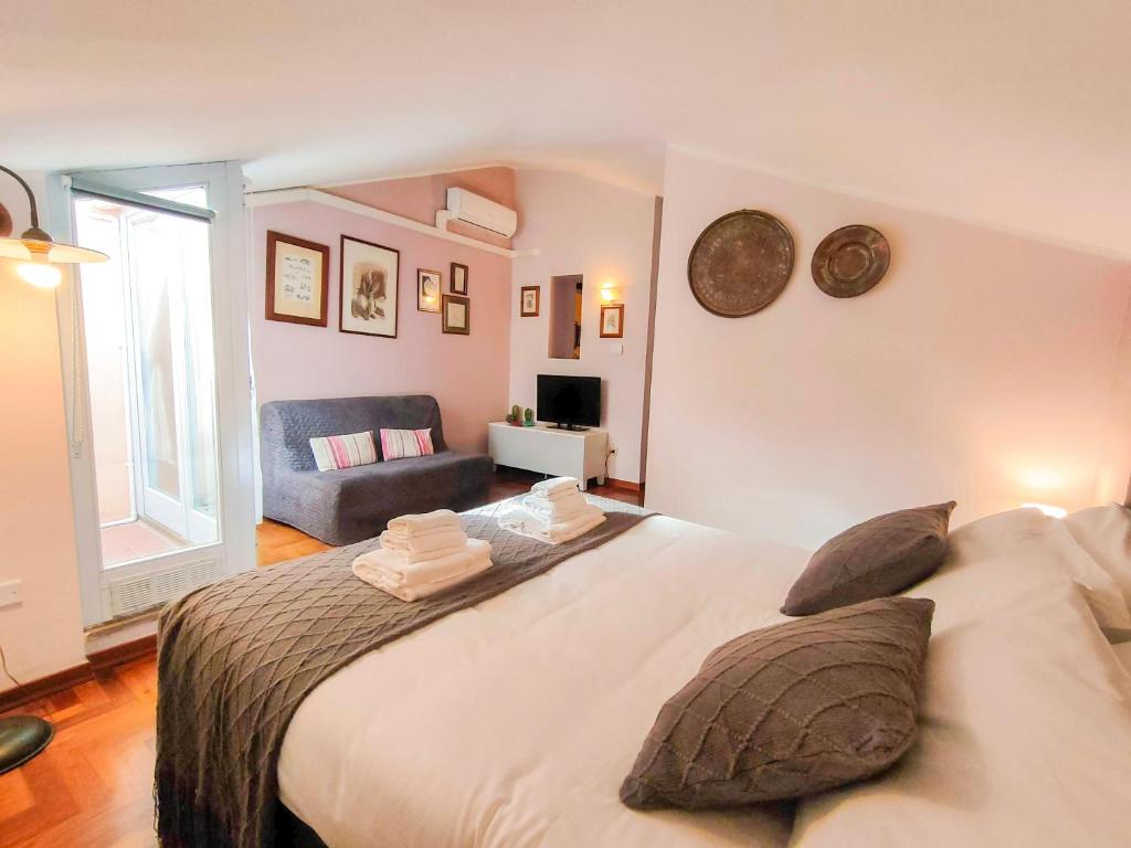 Domus Volumnia Country House