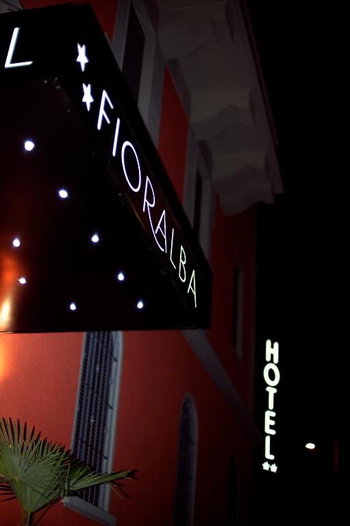 Hotel Fioralba - Resim 38