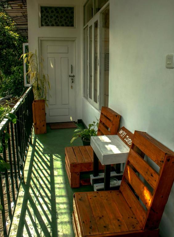 Balkón nebo terasa v ubytování Water Side Residence