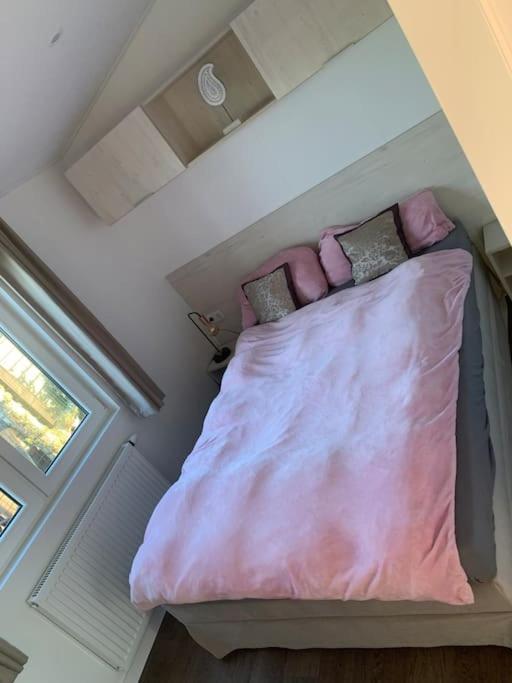 Postel nebo postele na pokoji v ubytování Luxus Chalet Meeresweitblick