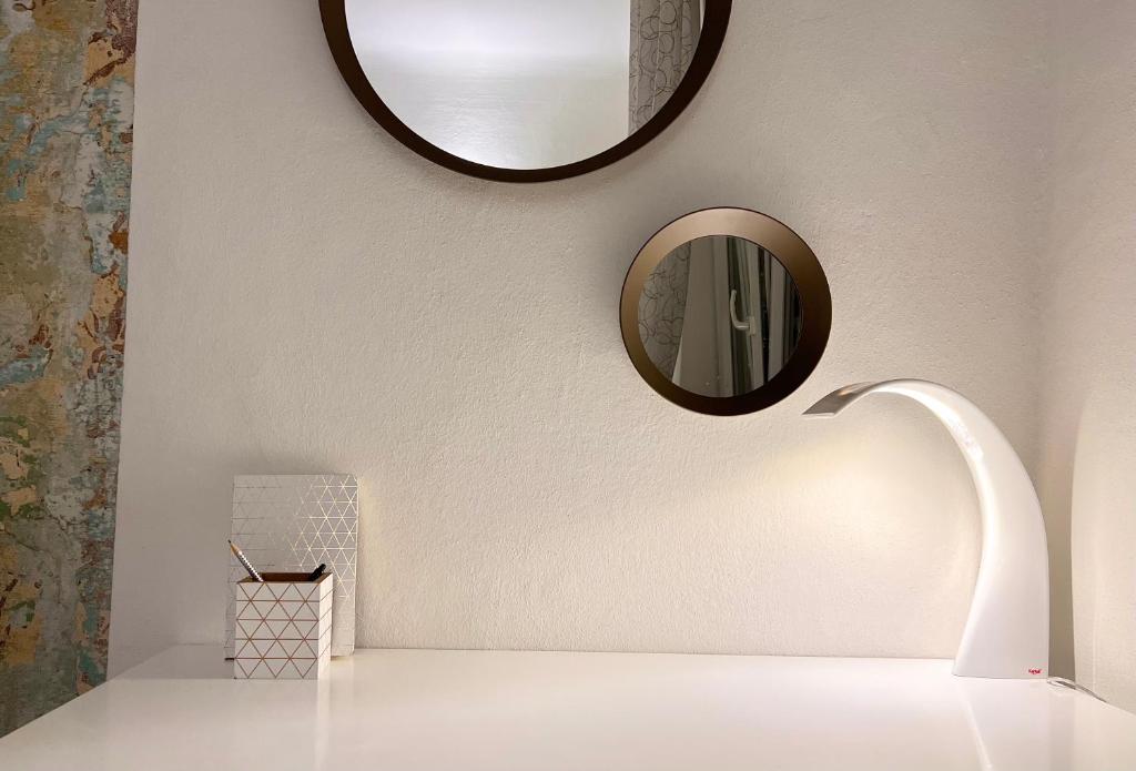 Łóżko lub łóżka w pokoju w obiekcie Glamour Liberty Apartment Sabotino38