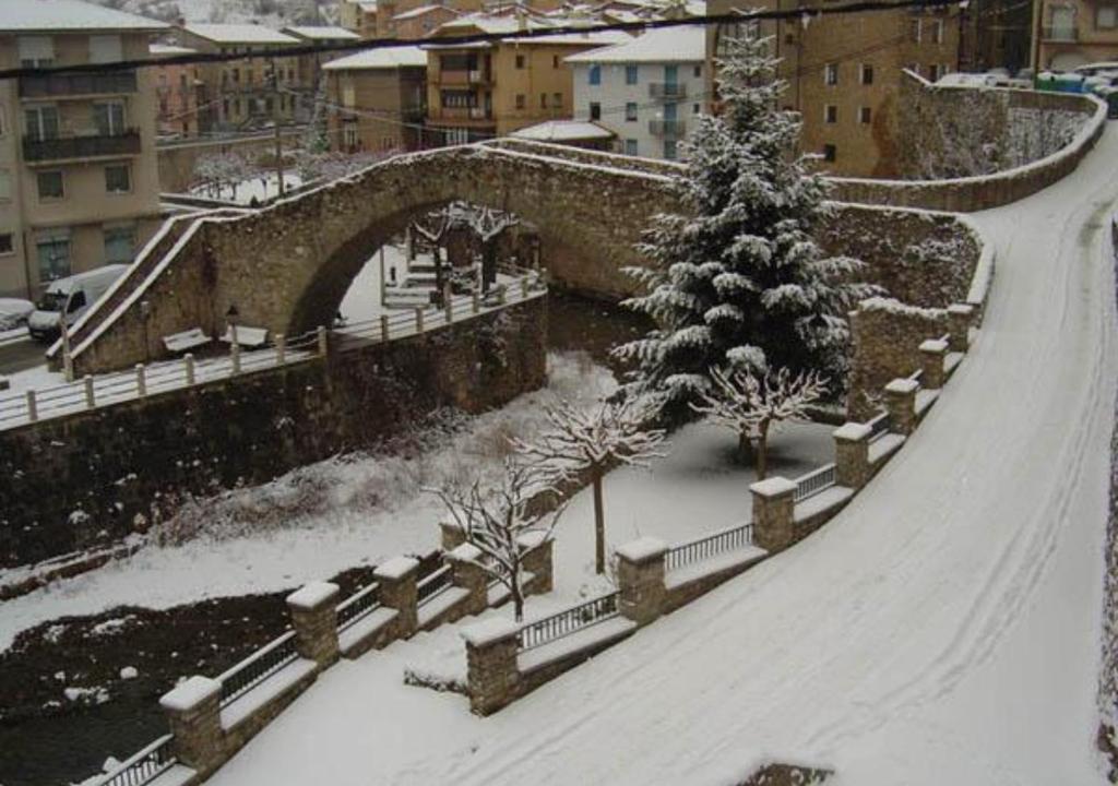 Apartamento con encanto en el Pirineo v zimě