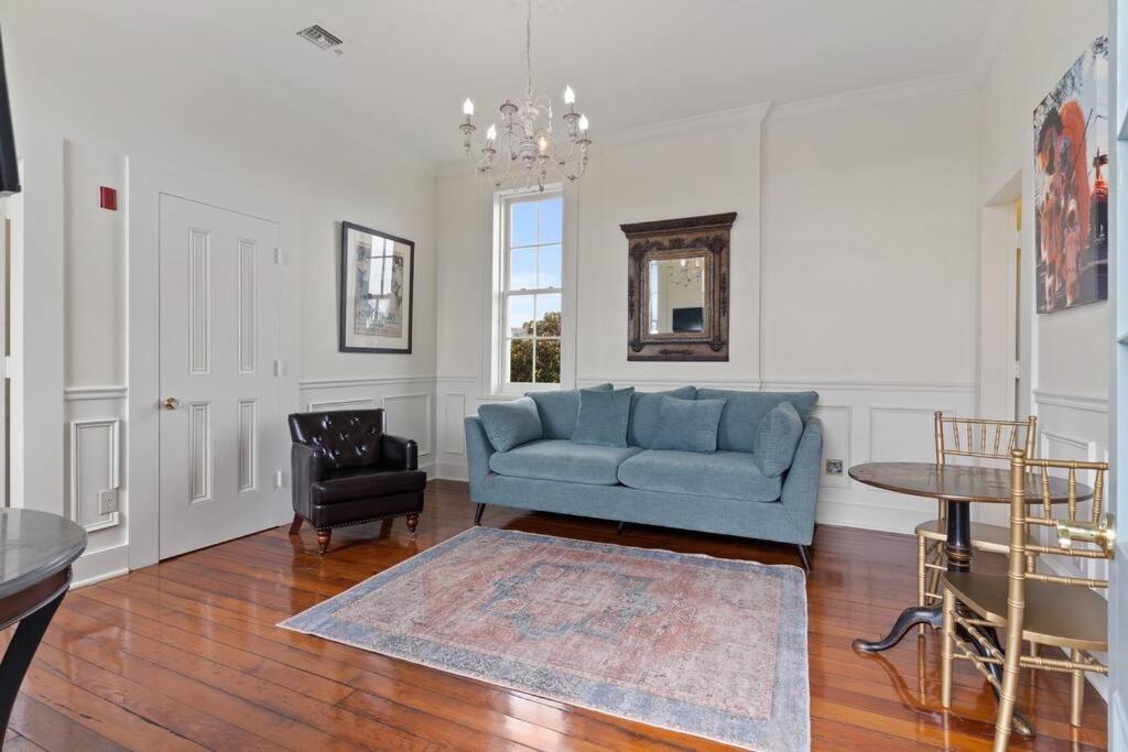 Creole Condo On Bourbon Street, New Orleans (updated prices 2024)