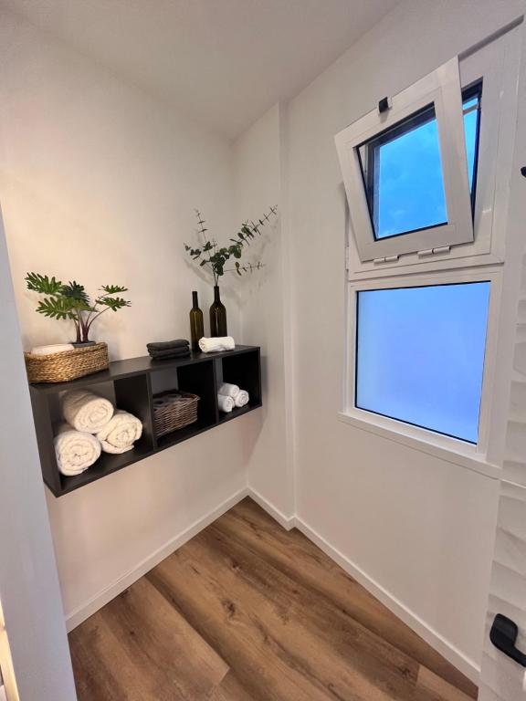 TV a/nebo společenská místnost v ubytování Luxury View Apartment Funchal - free parking