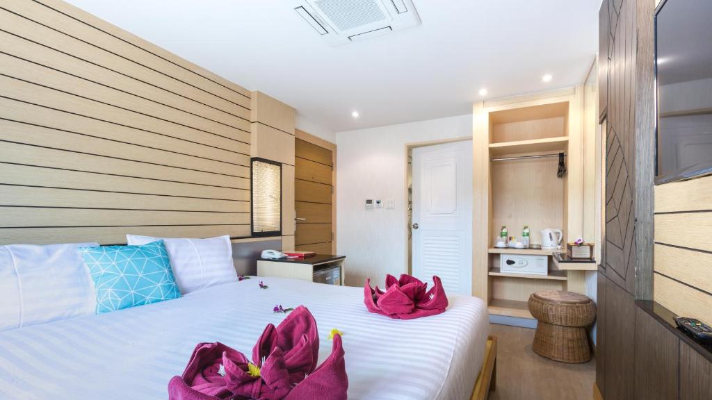 Anda Beachside Hotel - 阳台的双人间