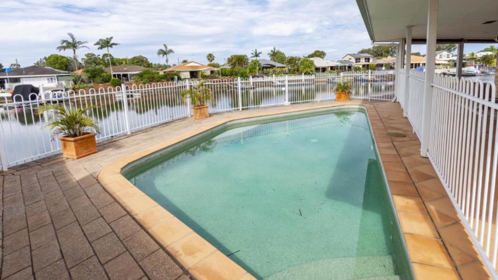 Holiday homes & houses for rent in Bribie Island