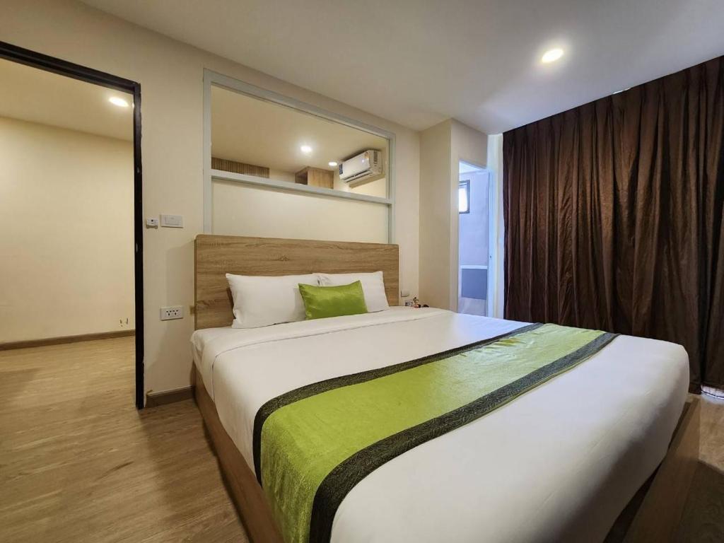 iCheck inn Darisa Patong - Resim 2