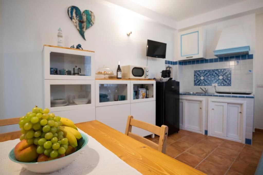 Ett kök eller pentry på La Casa di Orimari