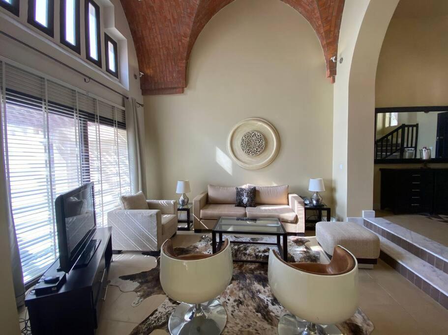 Cove private one bedroom lagoon villa