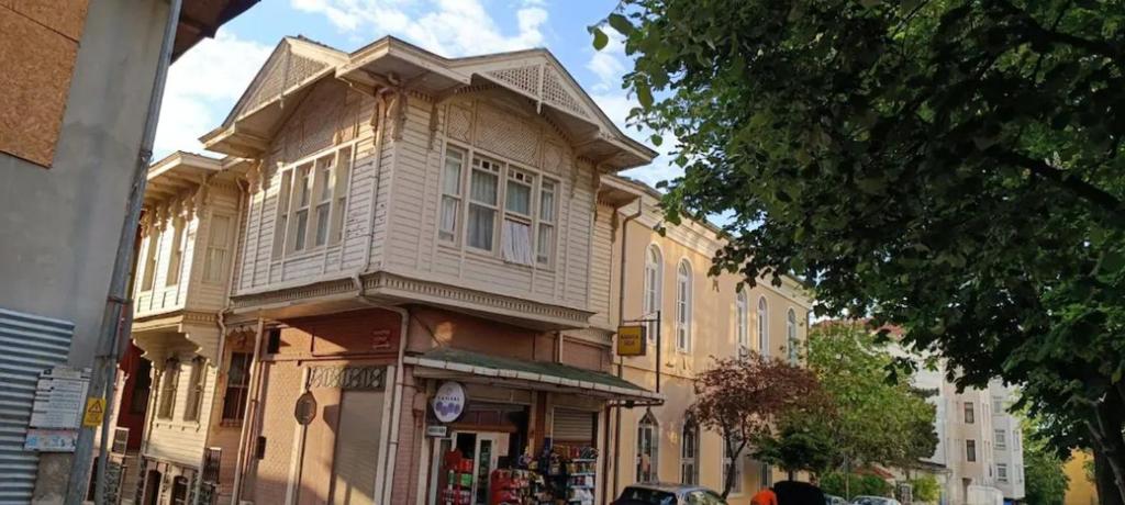 a building on the side of a street at Üsküdar Villa in a Great Location in Istanbul