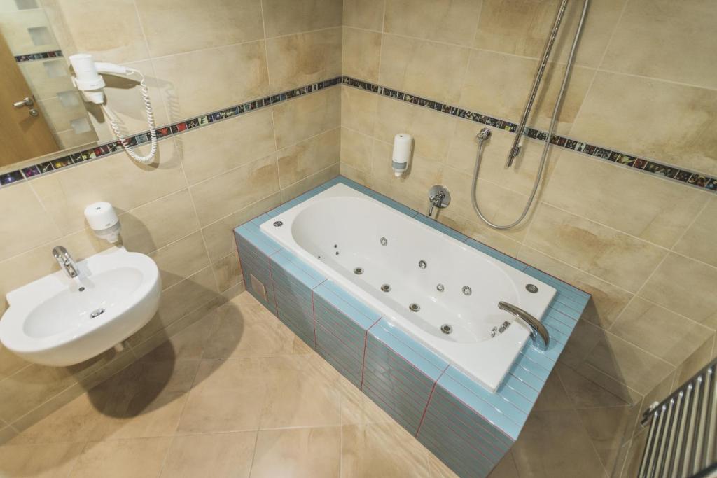 Hotel Muza - Resim 14