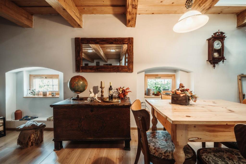 Fotografie z fotogalerie ubytování ČÁKYHO KÚRIA - mezonetový apartmán s krbom a saunami ve Smižanech