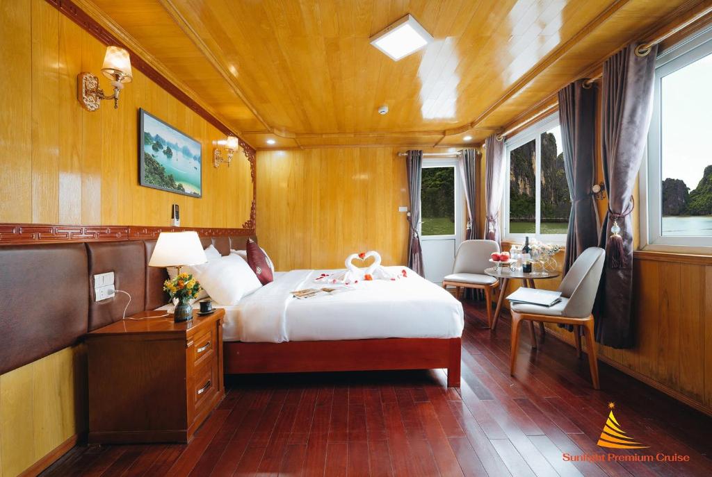 Sunlight Cruise - 10