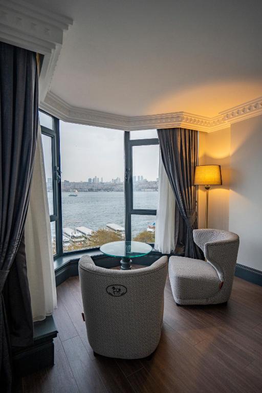 Posezení v ubytování A11 HOTEL BOSPHORUS