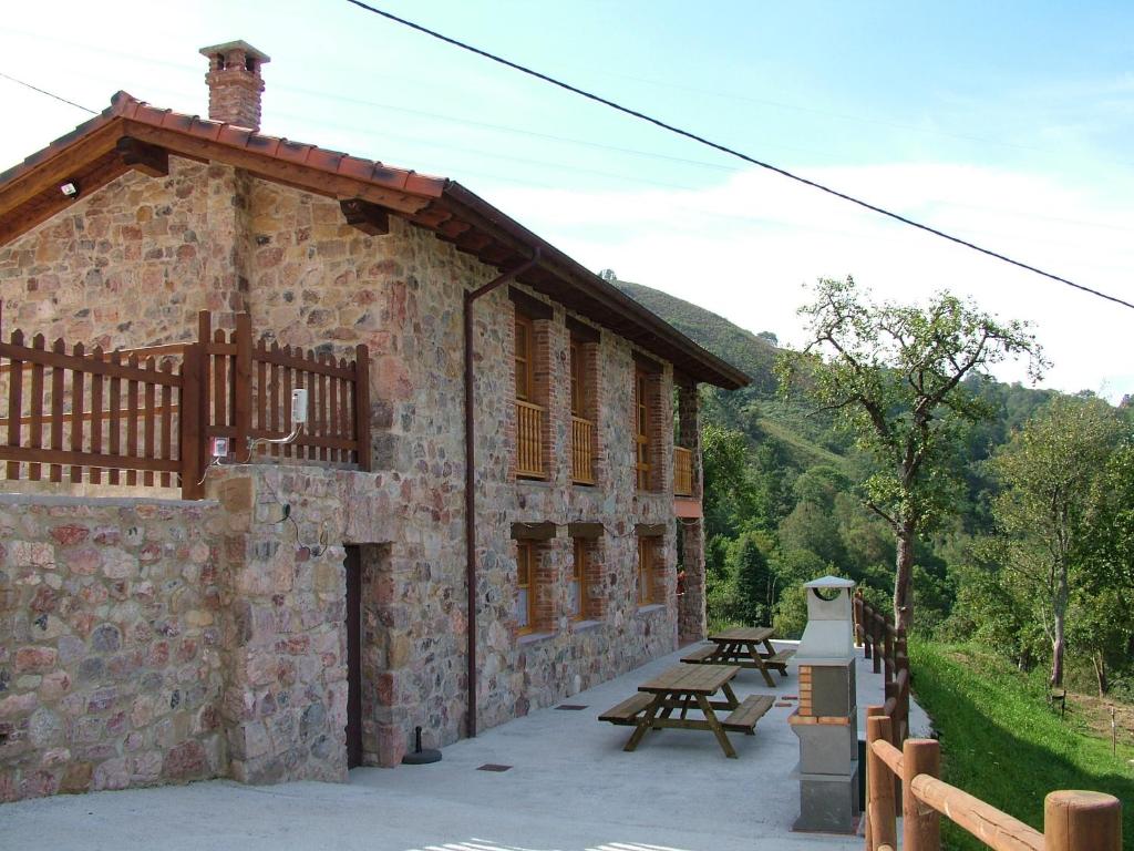 Apartamentos Rurales Vista del Sueve, Tresano – Updated 2022 ...