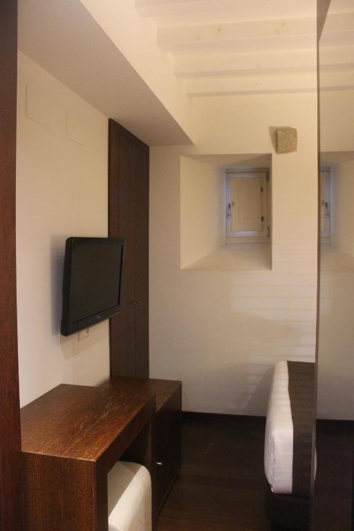 Carris Casa de la Troya - 11