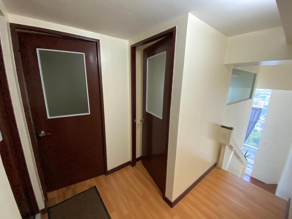 Cebu City Huge Lofts by P&J - Two-Bedroom Apartment