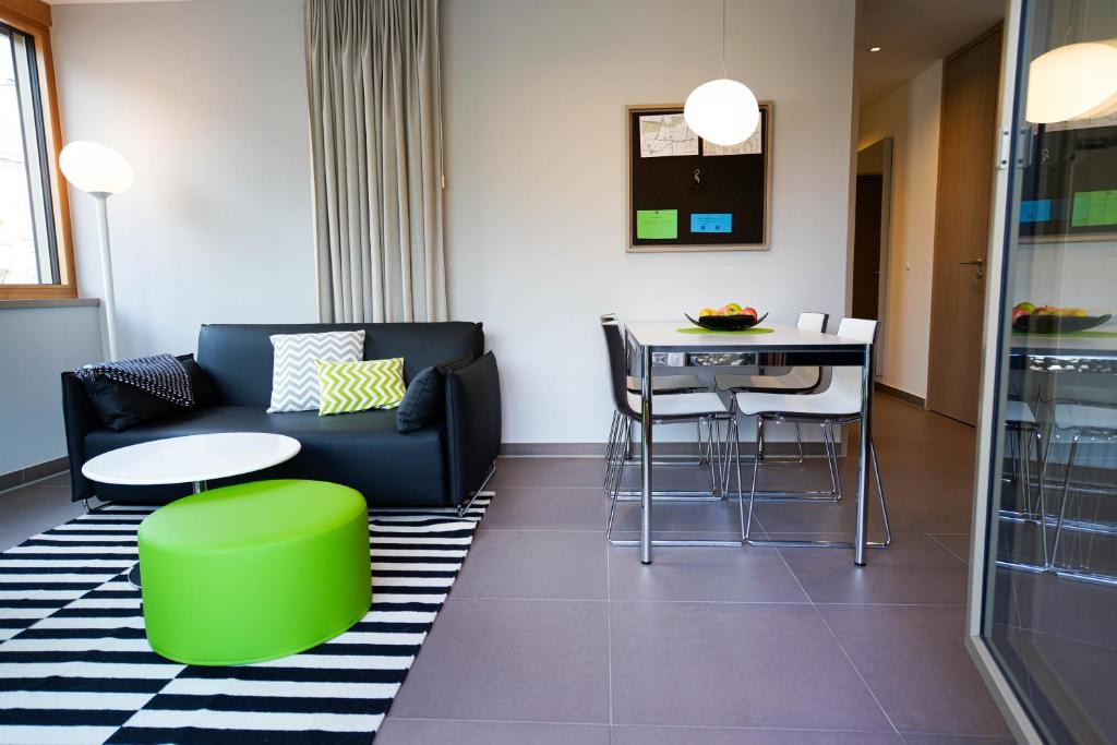 Max Lodging Serviced Apartments - 11