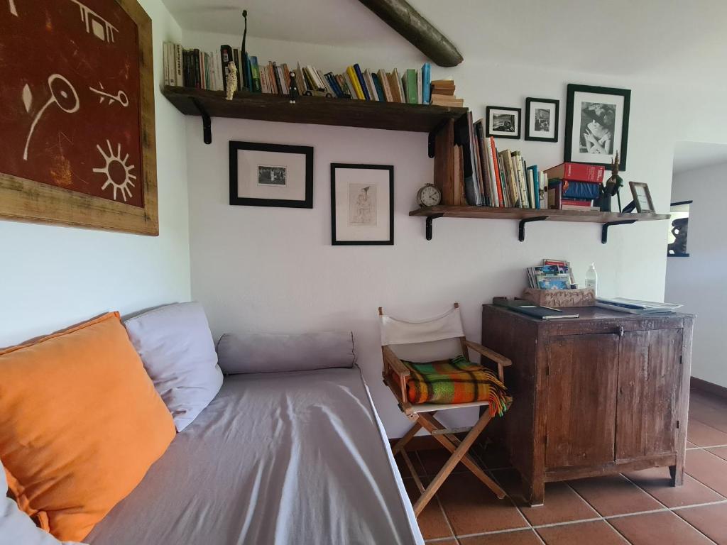 Knižnica v apartmáne