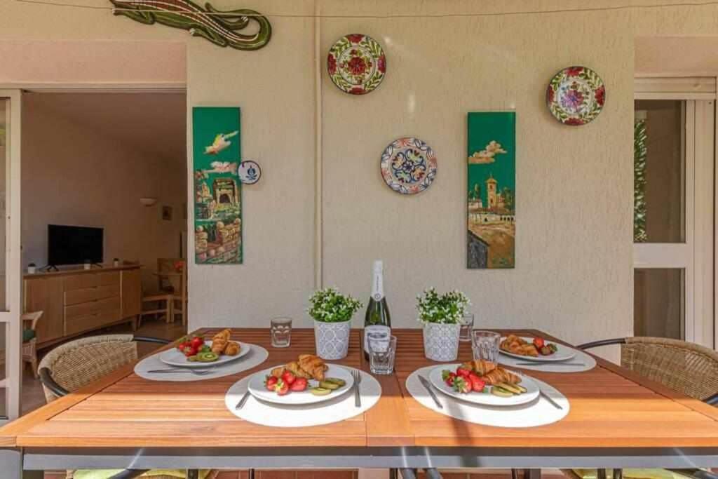 Jedlo v apartmáne alebo blízkom okolí
