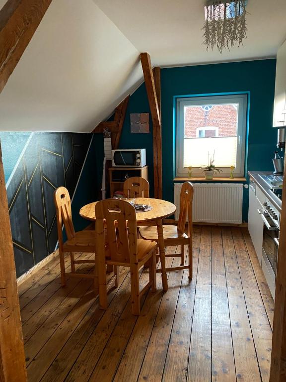 Kuchyň nebo kuchyňský kout v ubytování Ferienwohnung Hamburg - Kirchwerder
