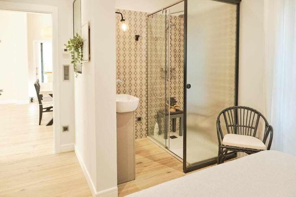 Łazienka w obiekcie CASA ROLAO Elegante Casa Familiar 10 personas