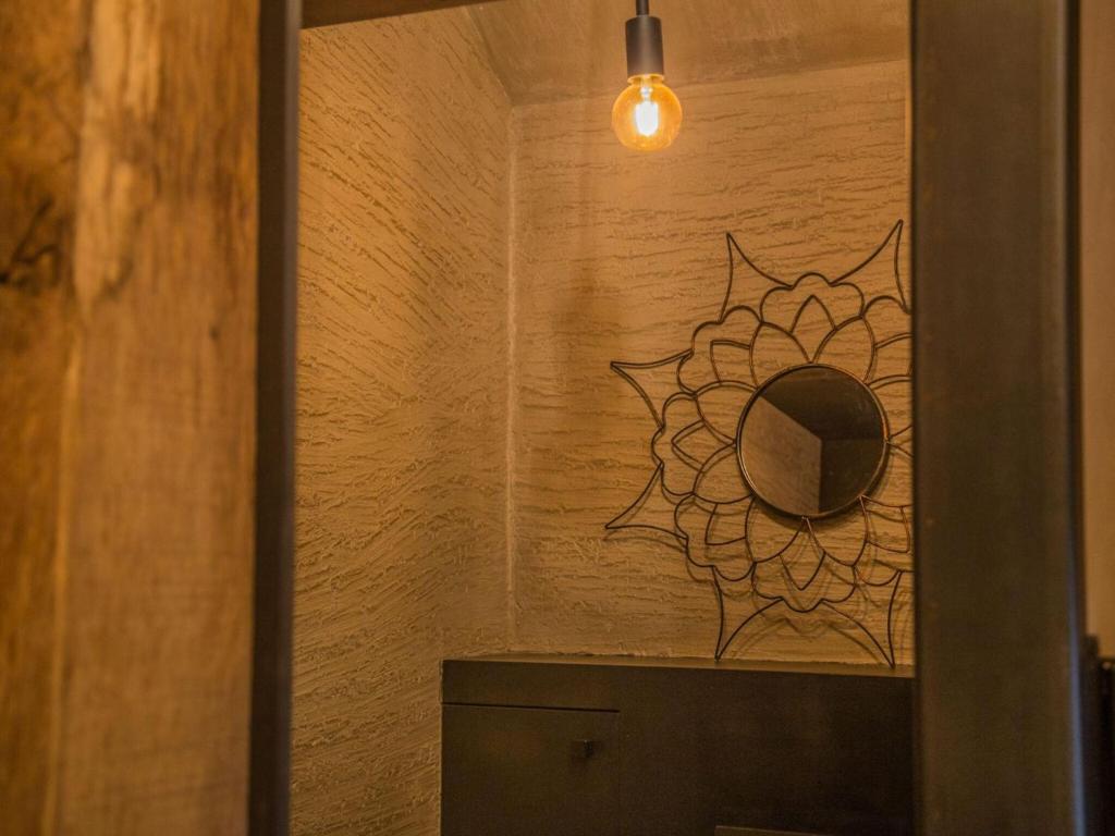 Fotografie z fotogalerie ubytování Romantic Chalet in Ferrières with Hot Tub v destinaci Ferrières