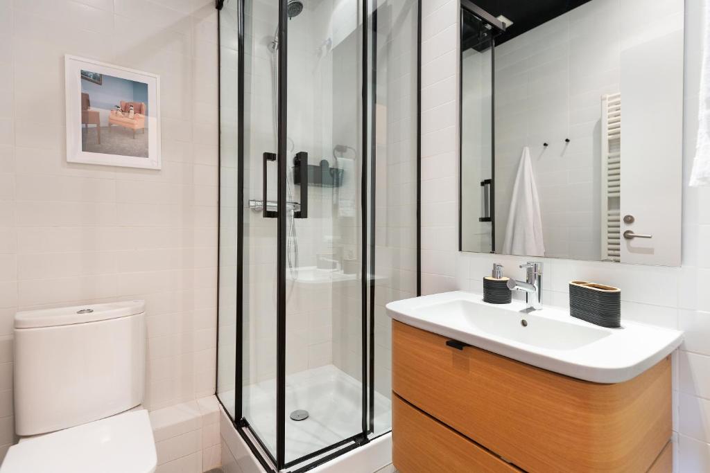 Koupelna v ubytování Señor Urgell Apartment by Olala Homes