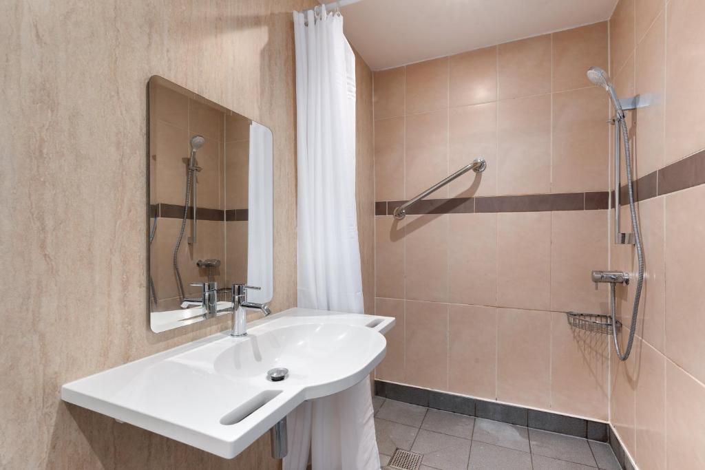Windermere Manor Hotel photo