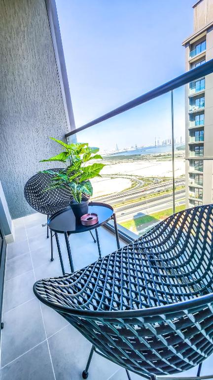 Balkón nebo terasa v ubytování STAY BY LATINEM Luxury 1BR Holiday Home CV A2304 near Burj Khalifa