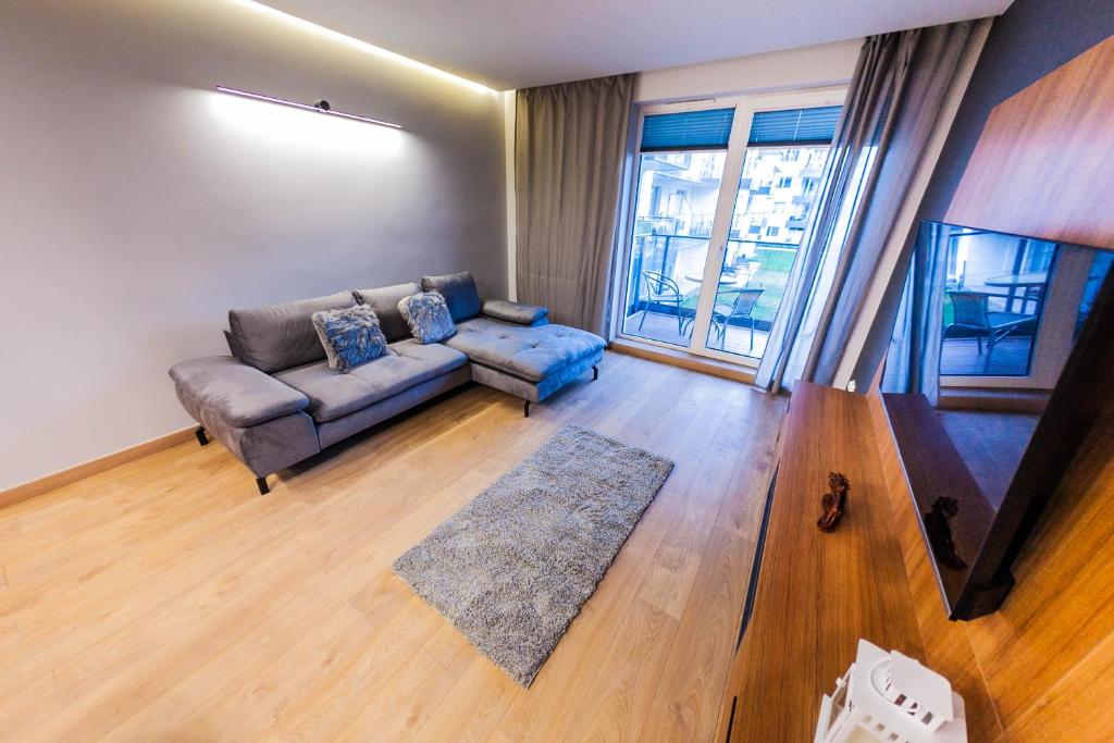 Posedenie v ubytovaní Euro Riverside Luxury Apartment 2