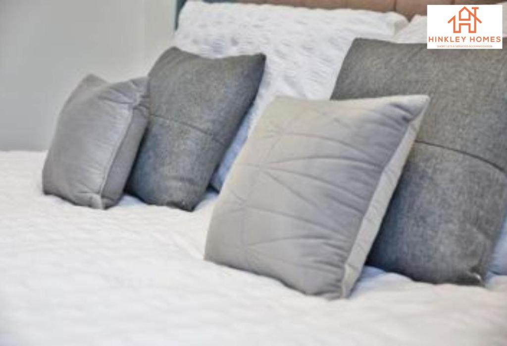 Ένα ή περισσότερα κρεβάτια σε δωμάτιο στο Top-Spec & Sublime - City Centre - Newbuild - 5*
