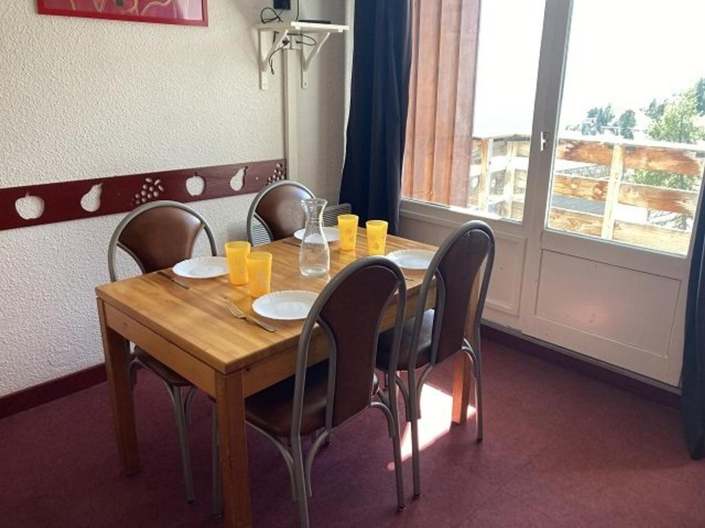 Балкон или тераса в Appartement Orcières Merlette, 1 pièce, 4 personnes - FR-1-262-102