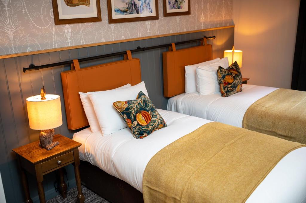 Ely Hotel by Chef & Brewer Collection - 