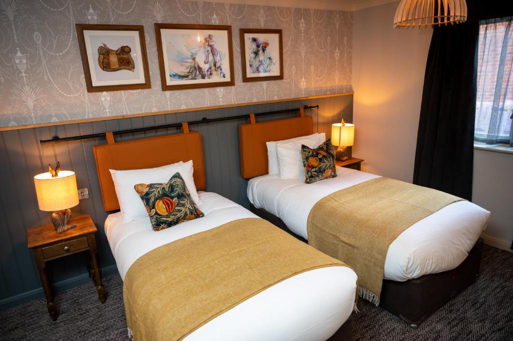 Ely Hotel by Chef & Brewer Collection - Twin Room