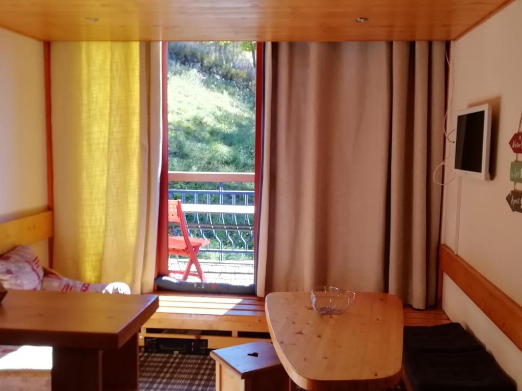 Duplex skis aux pieds pour 5 pers. à Arc 1800, Charmettoger, avec balcon et WIFI - FR-1-411-41