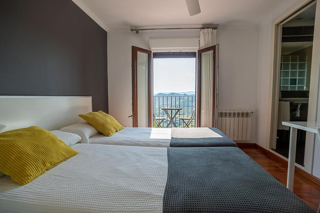 Hotel El Cid - Double Or Twin Room With Mountain View