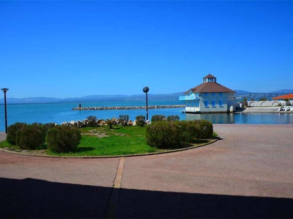 Studio confortable avec piscine, parking privé, et terrasse - Port Barcarès - FR-1-431-135