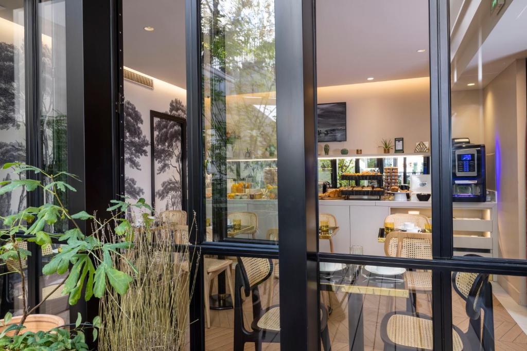 Hôtel La Canopée - Resim 24