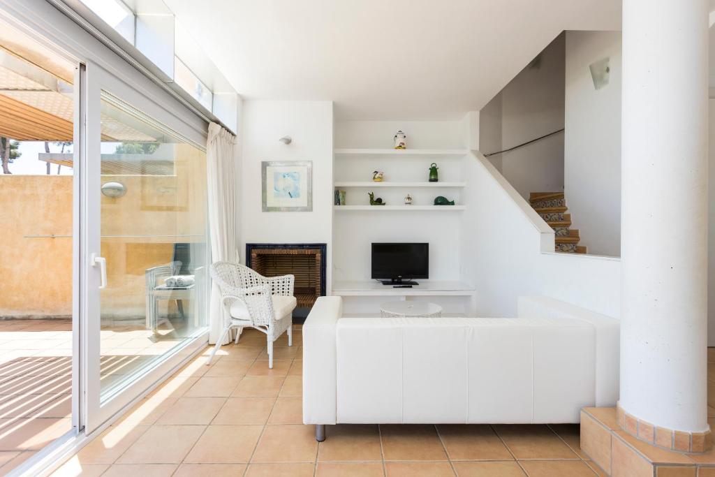 Fotografia z galérie ubytovania Luxury Villa in front of the beach POPETA v destinácii Calella de Palafrugell
