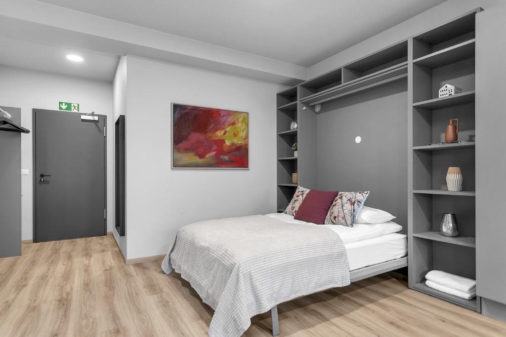 B 18-20 Apartments - Deluxe Studio