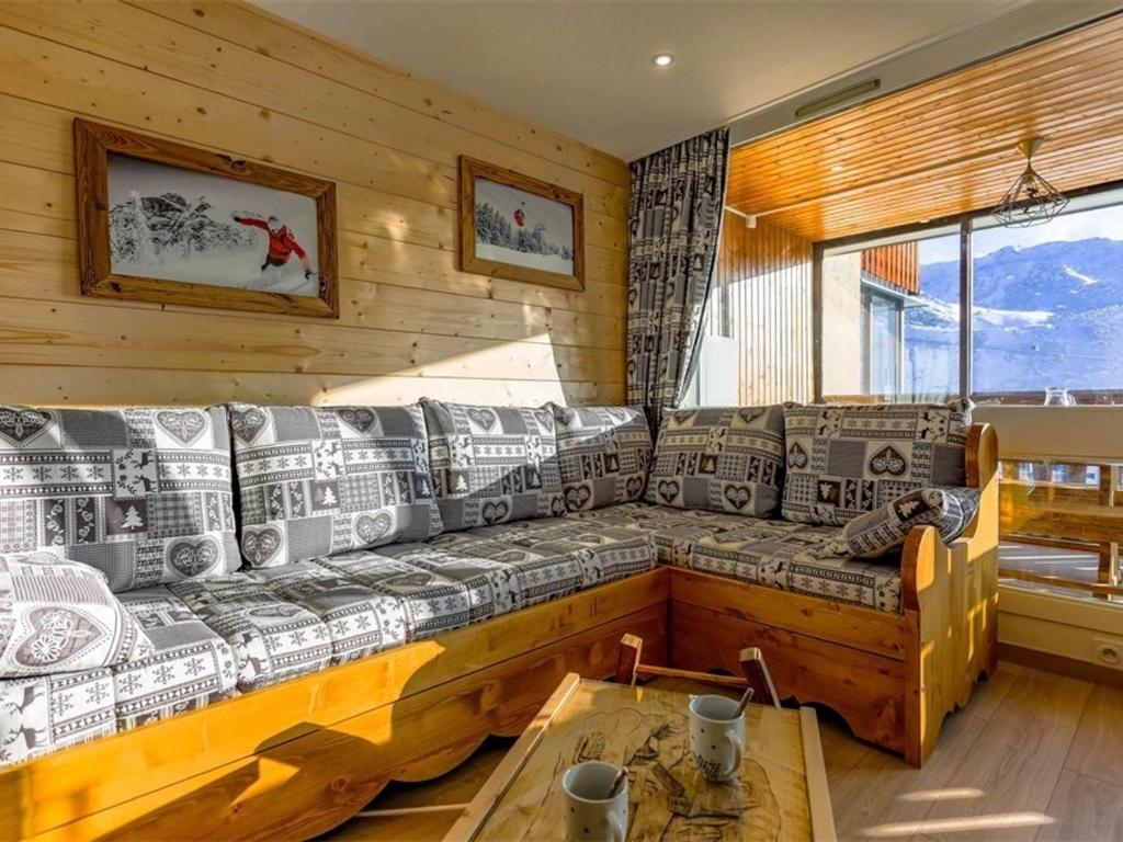 Appartement rénové 6 pers, 34m² + véranda, plein sud, Val Thorens, accès pistes et commerces