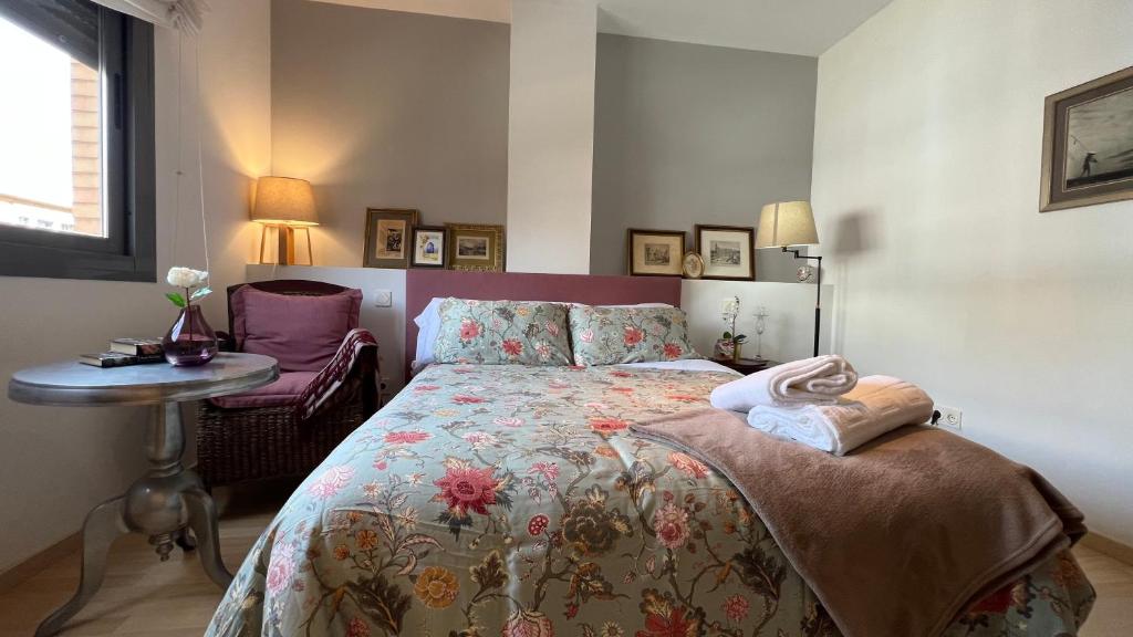 Posteľ alebo postele v izbe v ubytovaní Love Rent4 Málaga Pacifico
